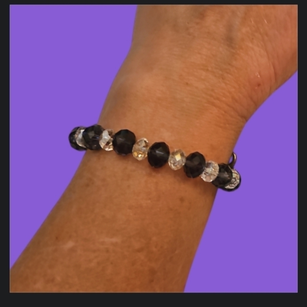 HANDMADE Purple Crystal Beaded Bracelet